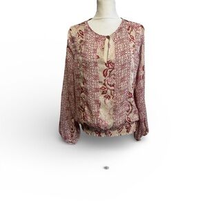 White House black market size S blouse